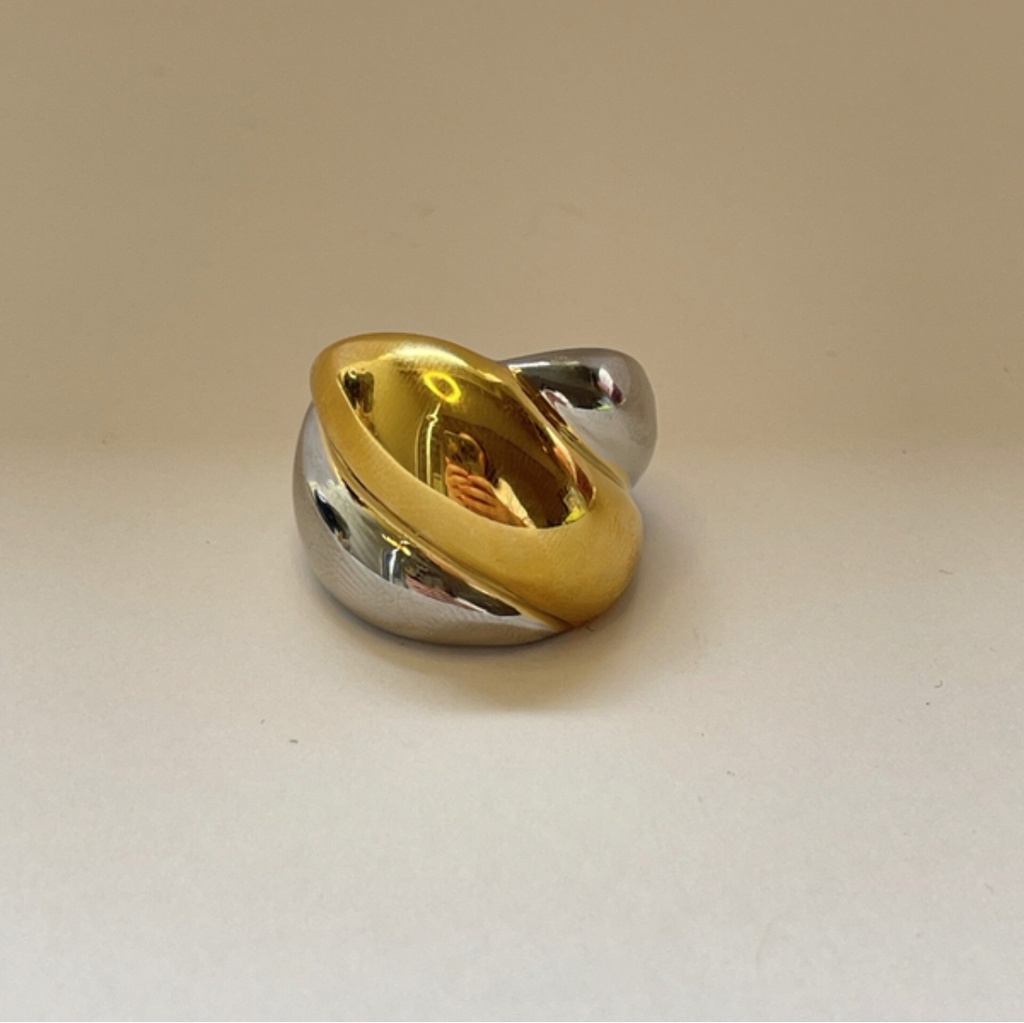 Eugenia Ring