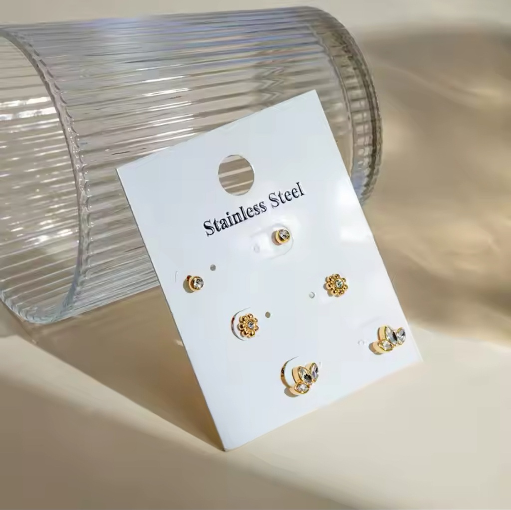 Lotus Stud Set