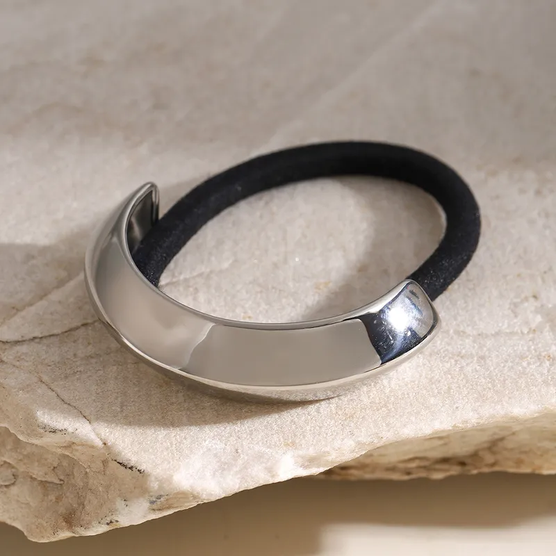 Kai Pony Cuff