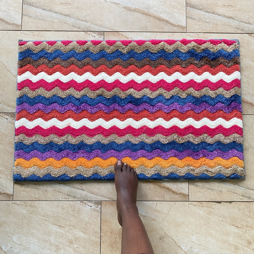 Wavy Bath Mat