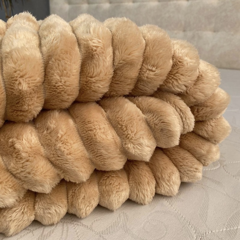 Raya Puffy Blanket