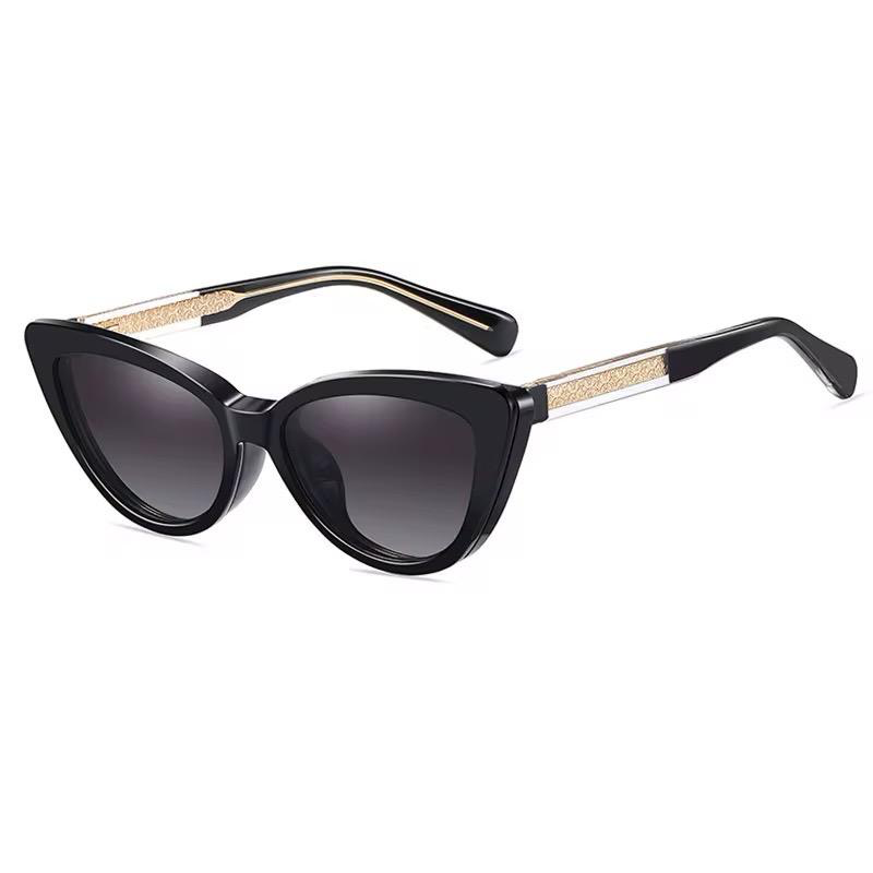 Anita Clip-on Glasses