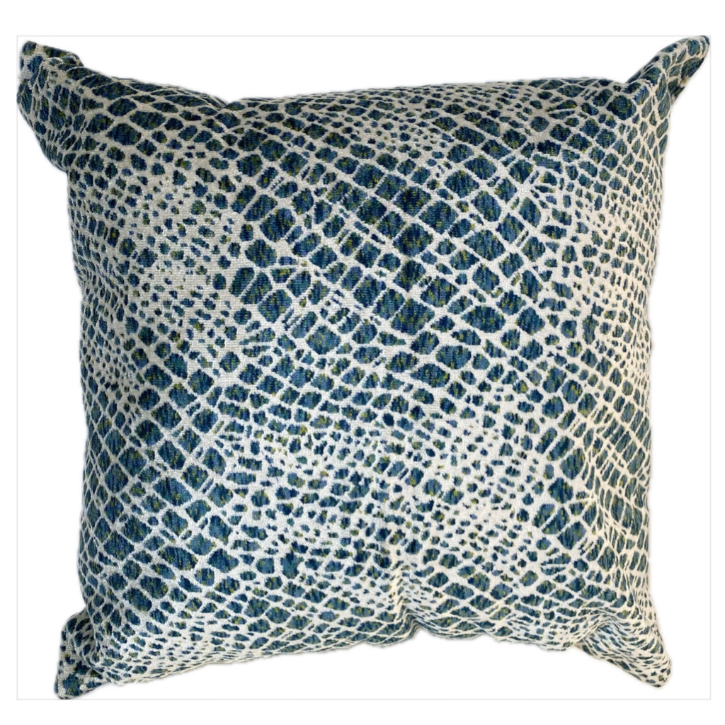 Prim Cushion Cover
