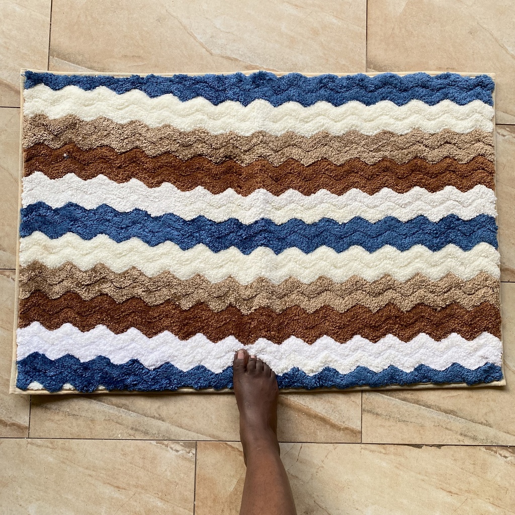 Wavy Bath Mat