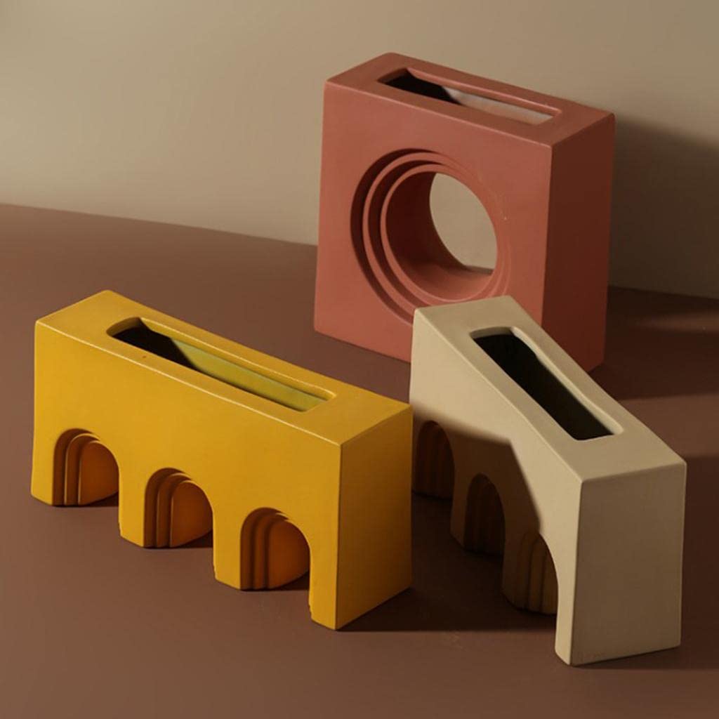 Geometric Vase (Arches)