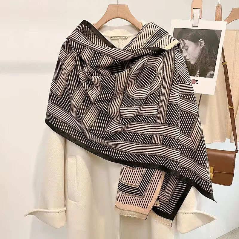 Vivianne Scarf
