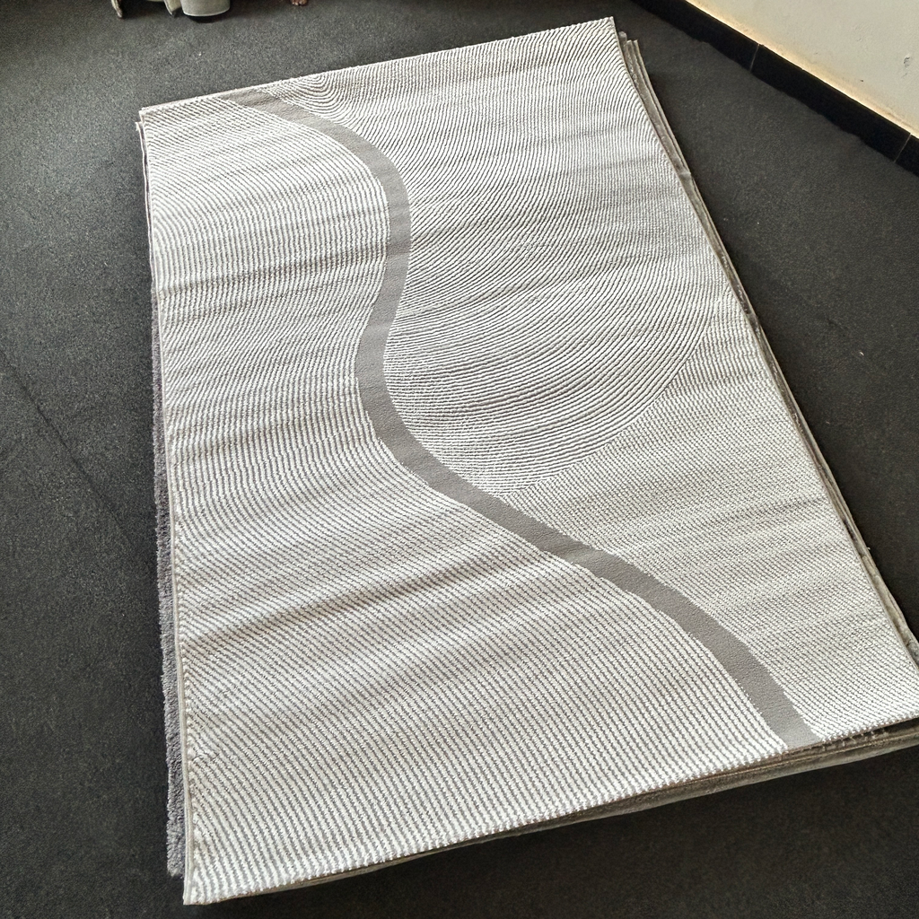 Minimal Rug