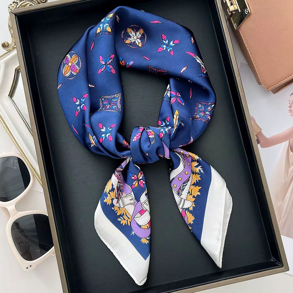 Lety Scarf (20cm)