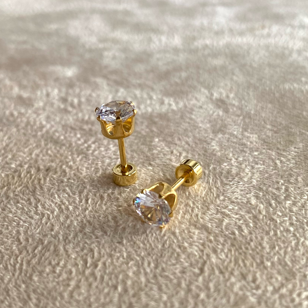 Nova Studs