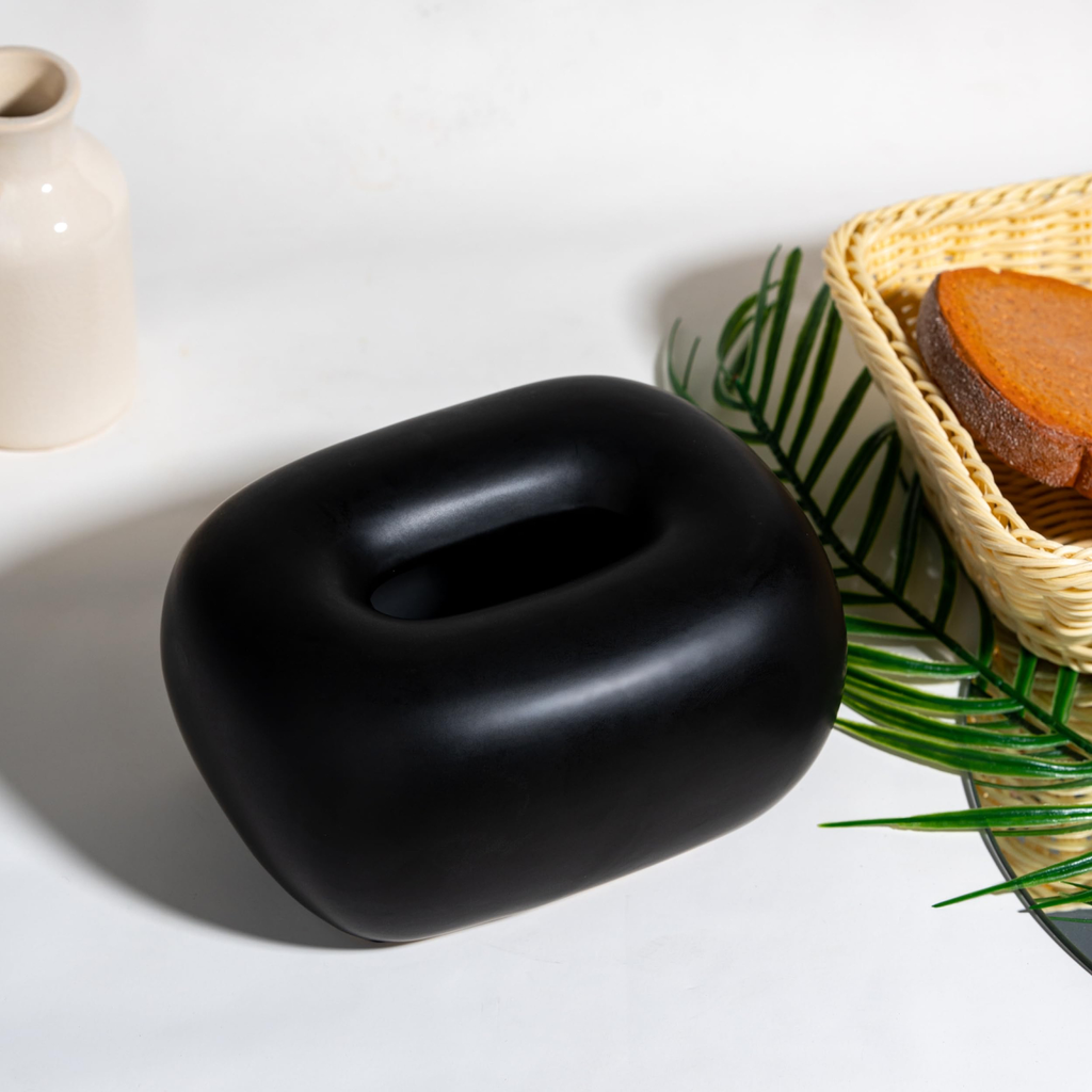 Nordic Tissue Holder