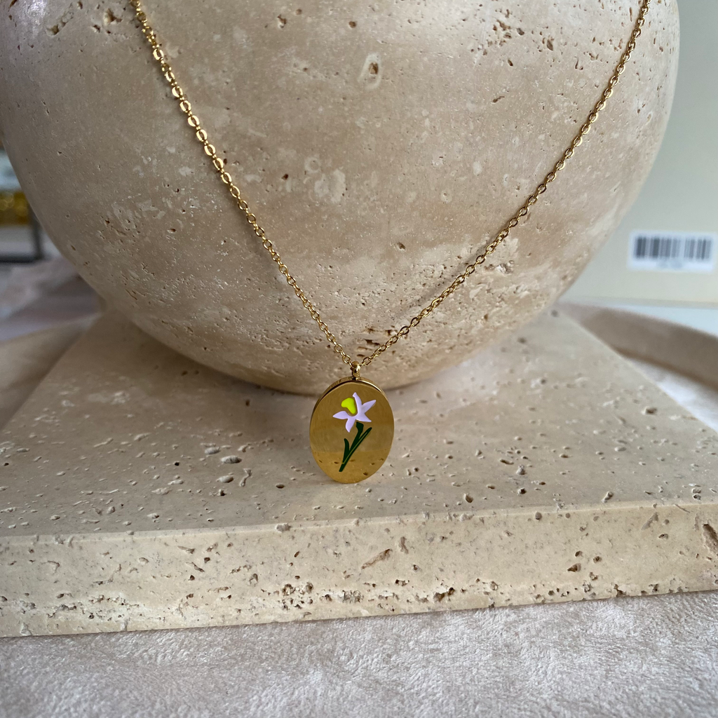 Mila Necklace