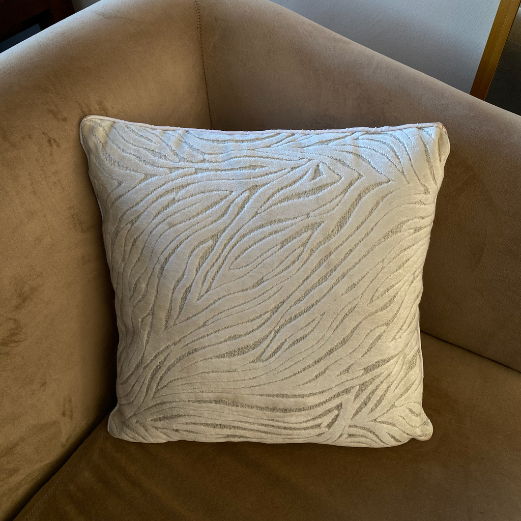 Laura Cushion Cover