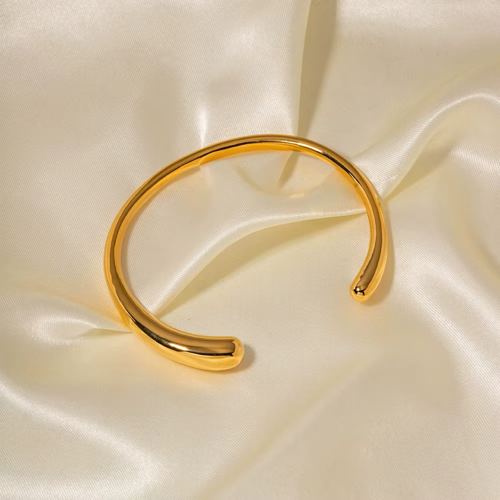 Skyla Cuff
