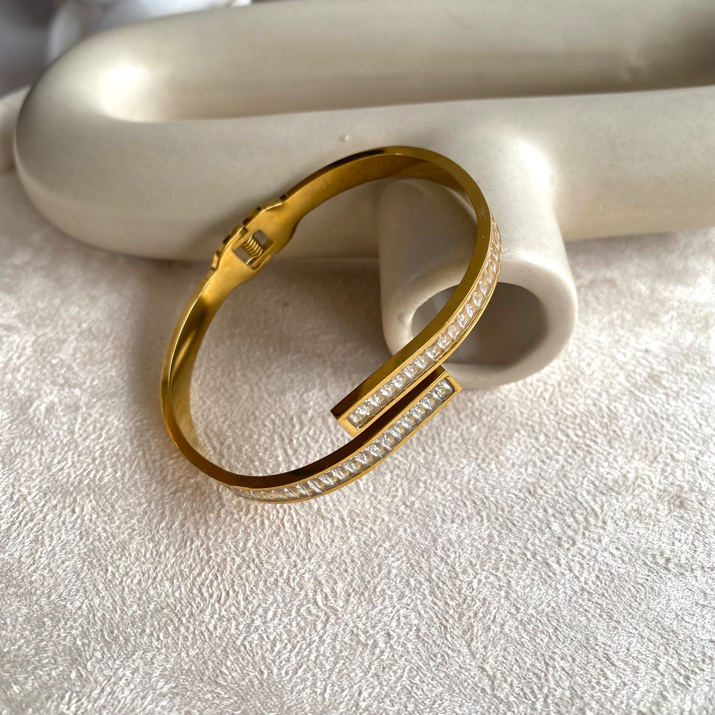 Loane Cuff