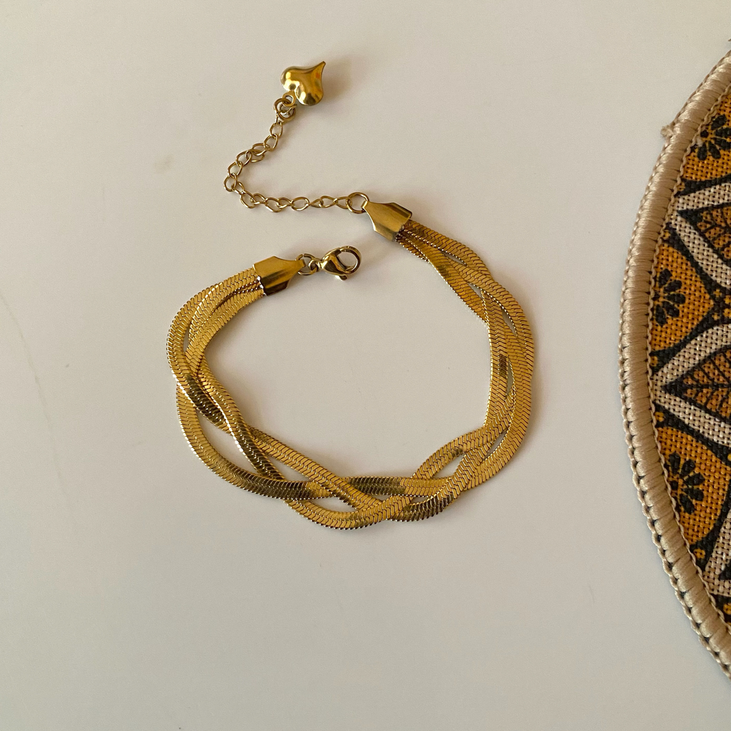Aviva Bracelet 