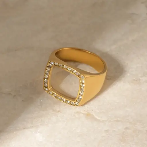 Behi Ring