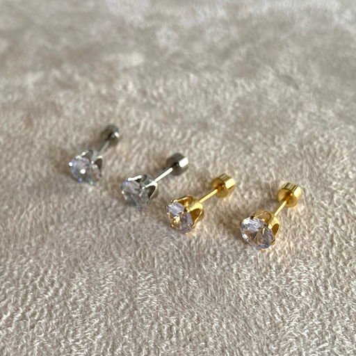Nova Studs
