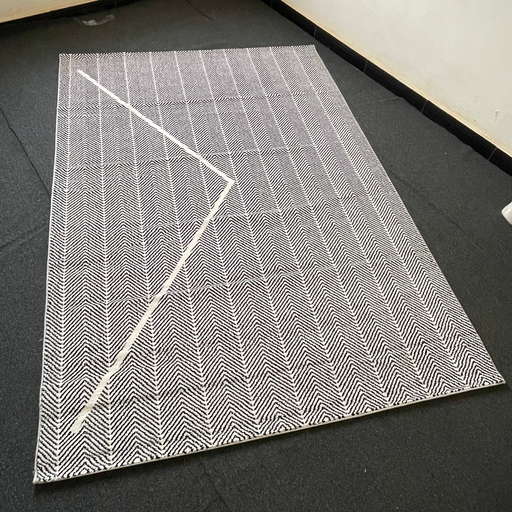[HOME-135] Lines Rug (2x2.9m)