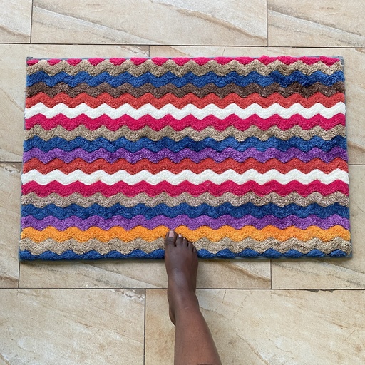 Wavy Bath Mat