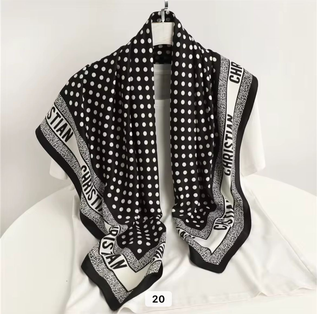 Christian Scarf