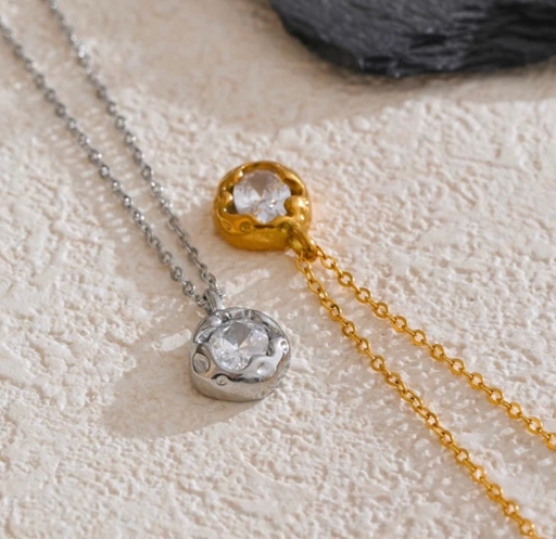 Victoria Necklace