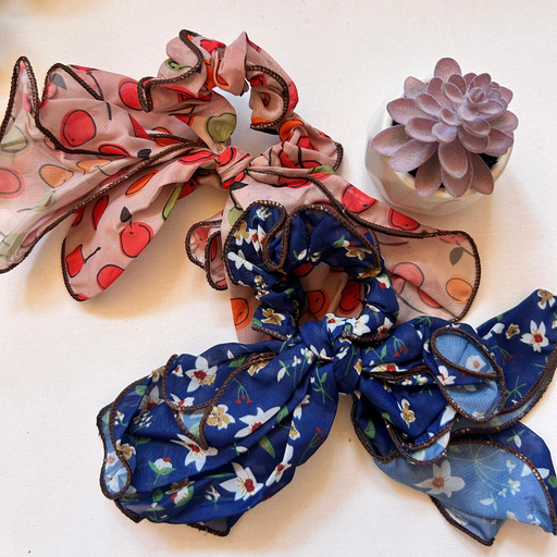 Floral Scrunchie 