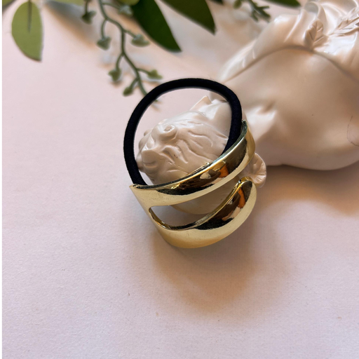 Ria Pony Cuff