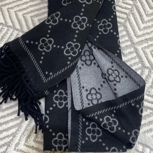Jenny Scarf