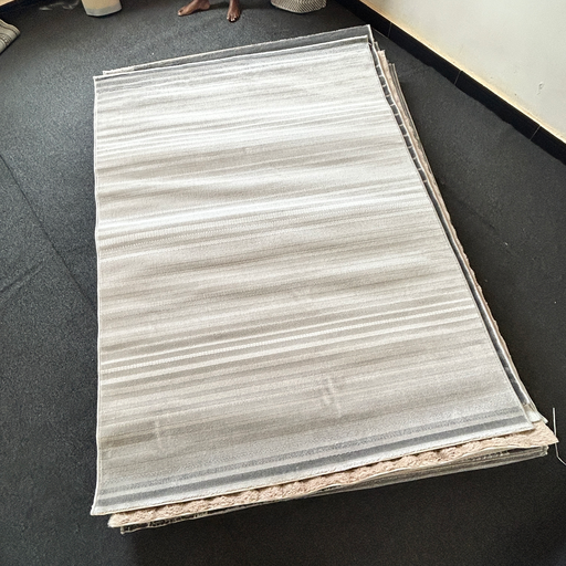 Minimal Rug (1.4x2m)