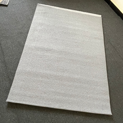 Grey Rug (1.4x2m)
