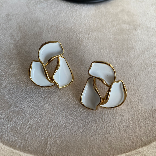 Kai Earrings