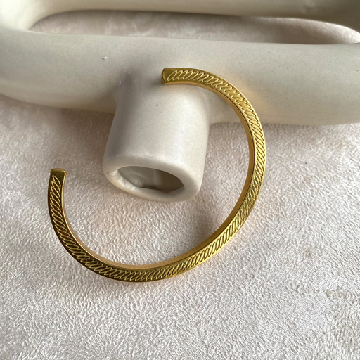 Quinn Cuff